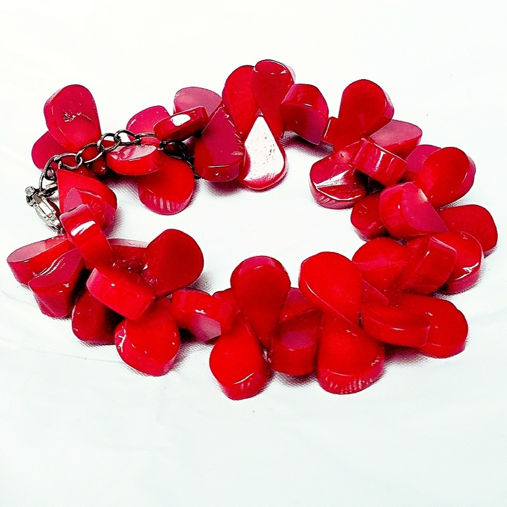 Vintage Red Coral Cluster Bracelet - Picture 7 of 8